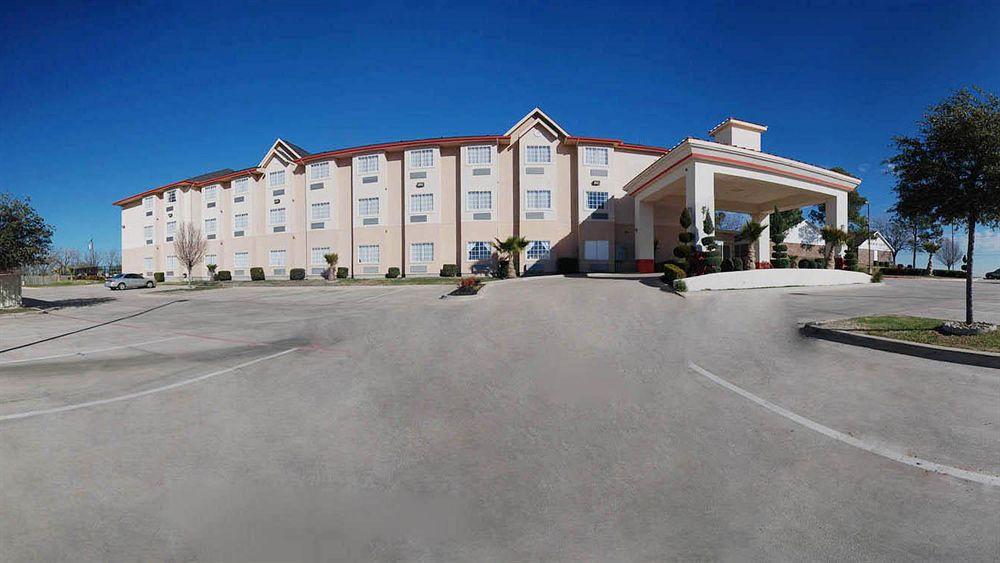 Best Western Roanoke Inn & Suites Екстериор снимка