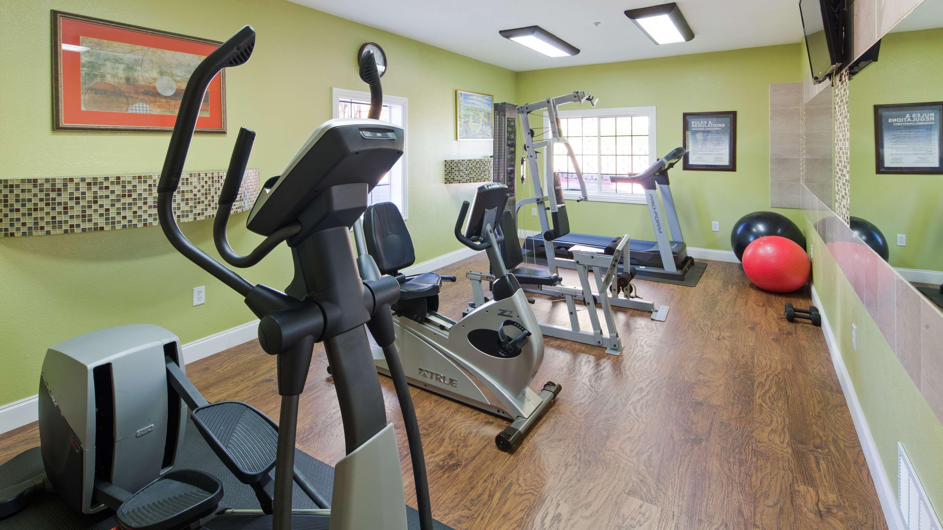 Best Western Roanoke Inn & Suites Екстериор снимка