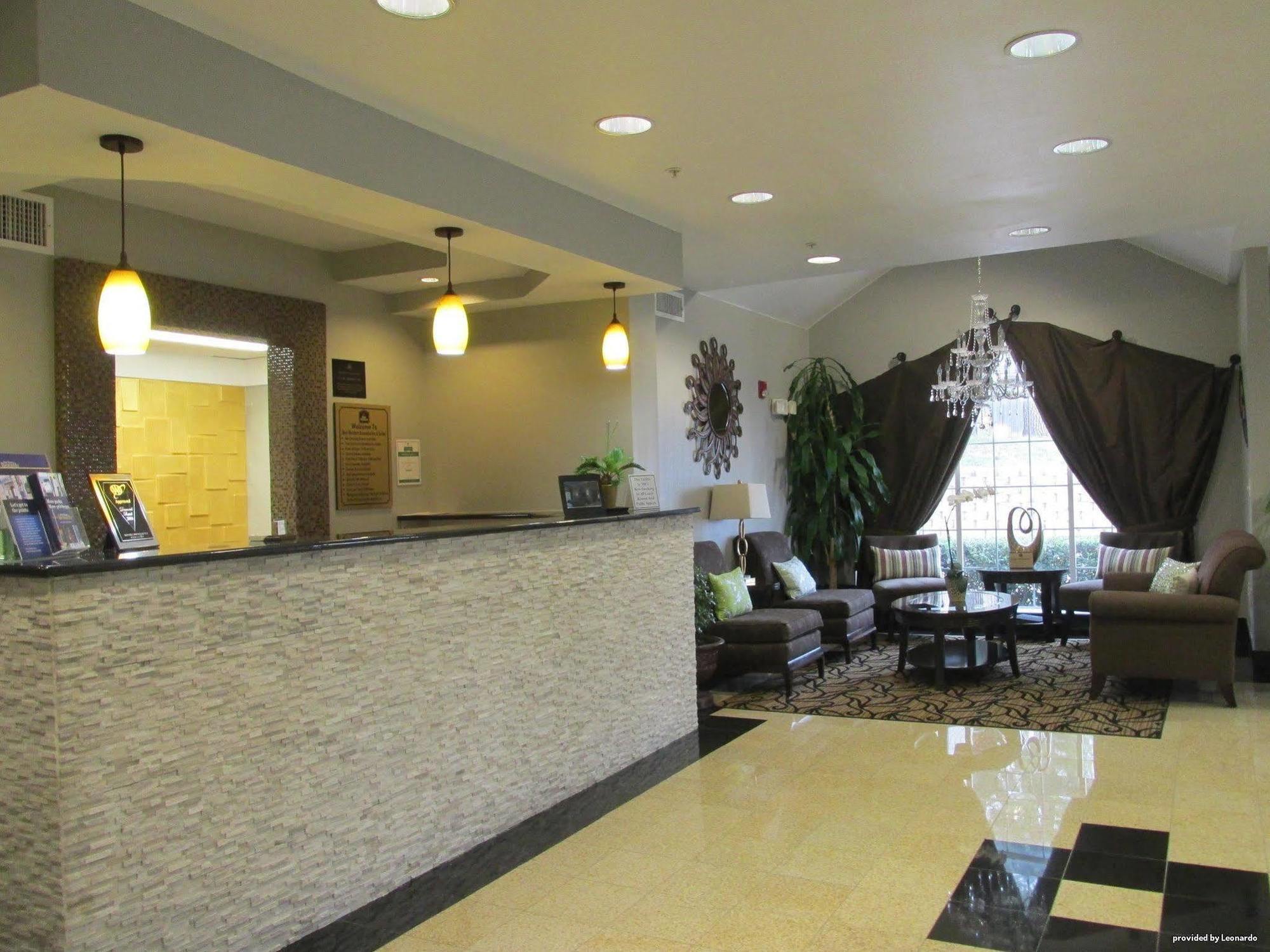 Best Western Roanoke Inn & Suites Екстериор снимка