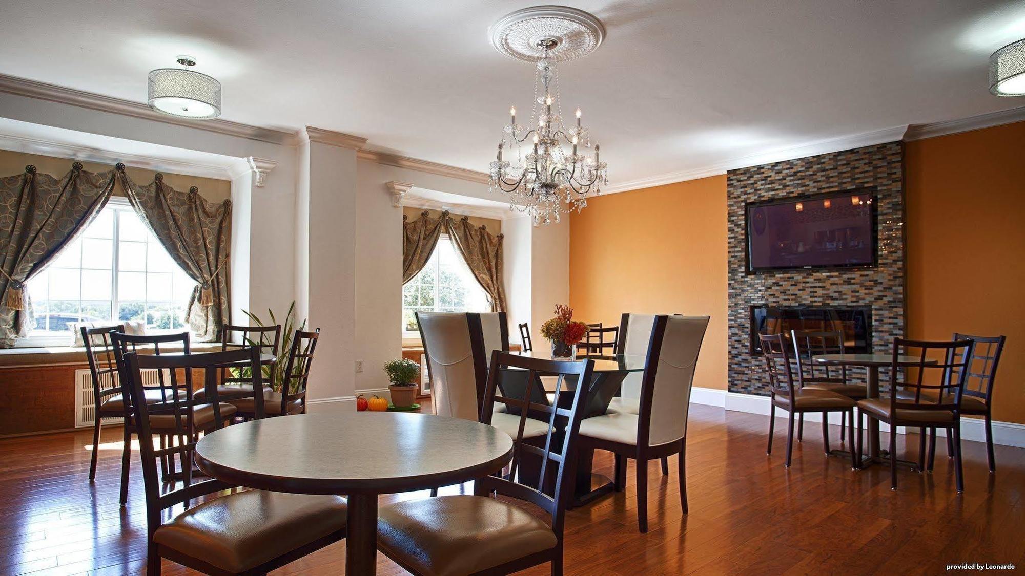 Best Western Roanoke Inn & Suites Екстериор снимка
